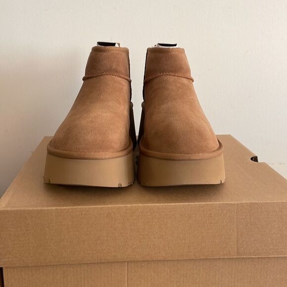 UGG Classic Ultra Mini New Heights Boots Chestnut USA Women Size 8/UK 6/EU 39 - Picture 6 of 13